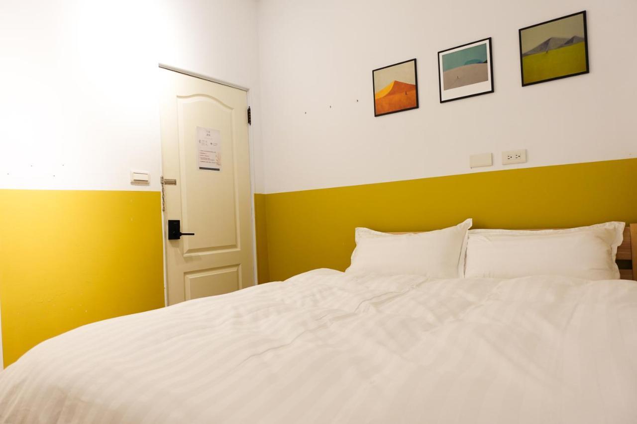 Small Island Homestay Tainan Extérieur photo