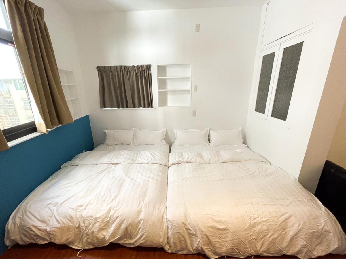 Small Island Homestay Tainan Extérieur photo